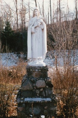 hcl_pic19_st_michaels_mission_grotto19_resize267