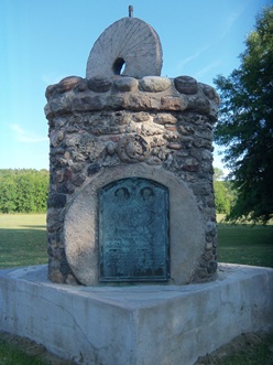 hcl_clinton_sullivan04_monument_hemlock_lake_2012_resize248