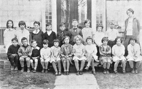 hcl_school_springwater_num02_class_1935_school_street01_ro060